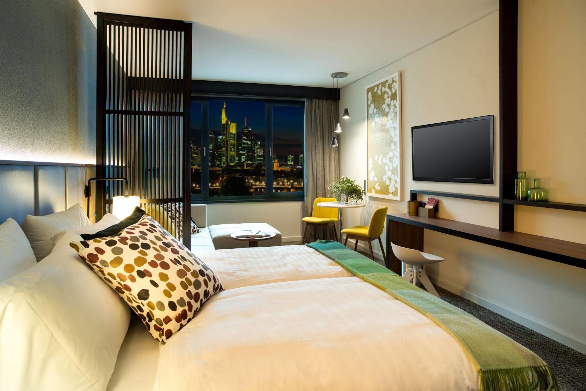 Adina Frankfurt Aparthotel